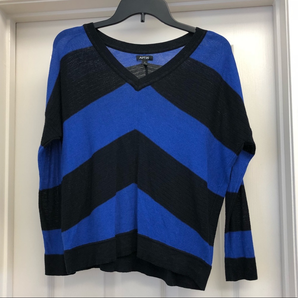 Apt. 9 light sweater